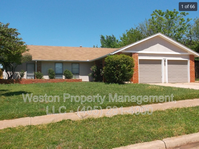 Photo - 503 Elmcrest Dr House