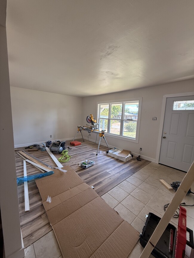 Building Photo - 45 Cedar Ridge Dr
