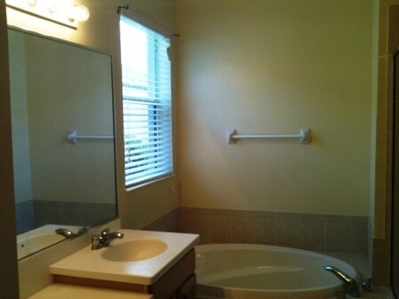 Foto del edificio - 5730 French Creek Ct