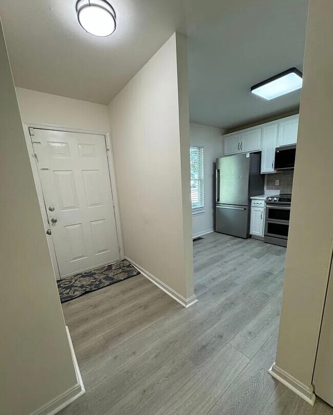 Foto del edificio - 723 Hemlock St