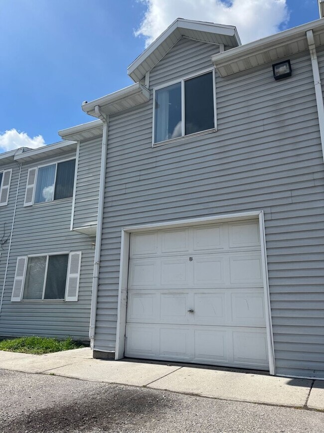 Stevens Land Company Townhome - Stevens Land Company Townhome