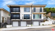 Foto principal - 4454 Clinton St