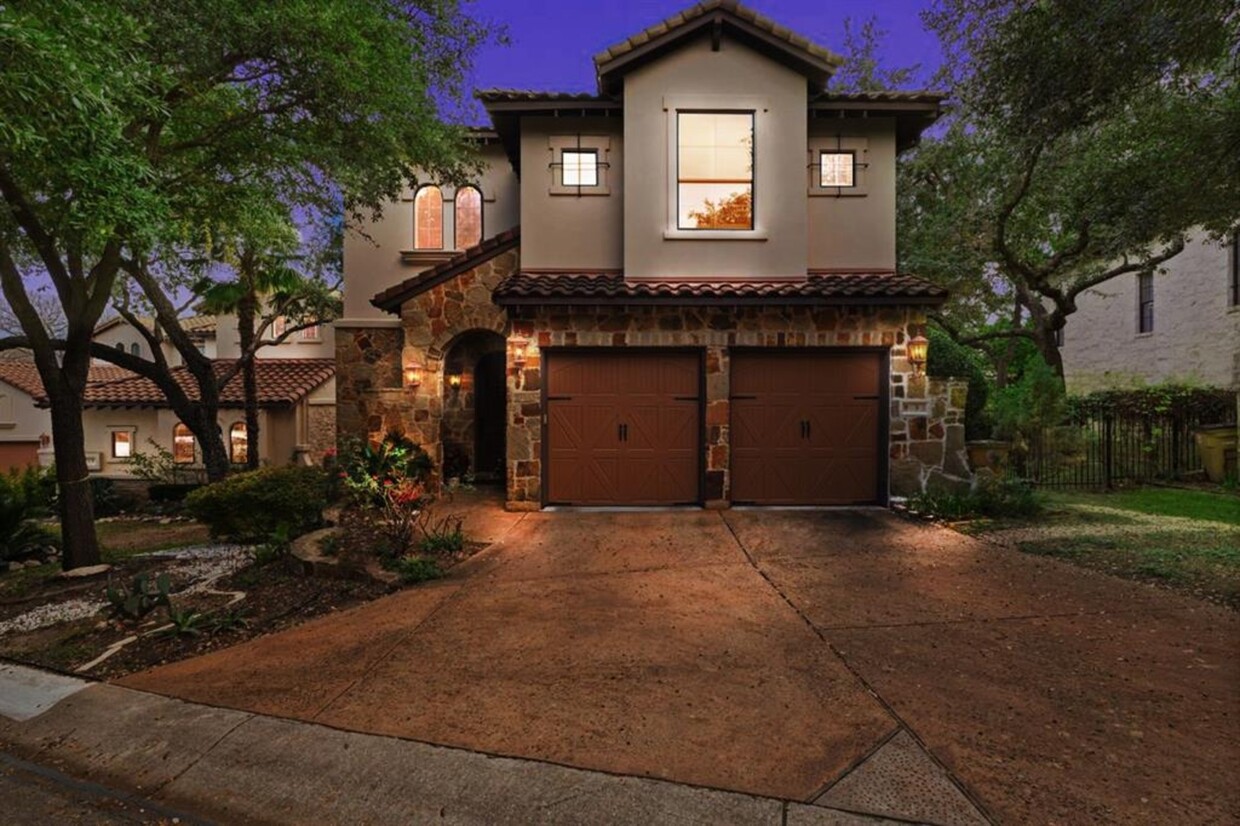 Foto principal - 1036 Liberty Park Dr