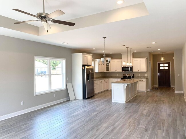 Building Photo - 3BR/2BA Home for Rent in St. Marys, GA
