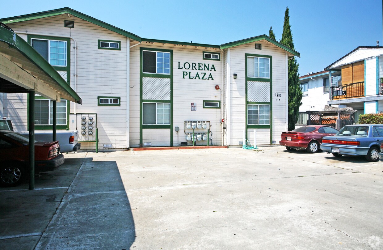 Building Photo - Lorena Plaza