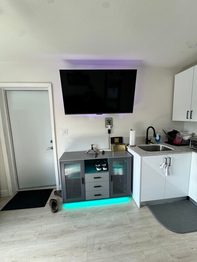 Foto del edificio - 2161 NW 89th Ter