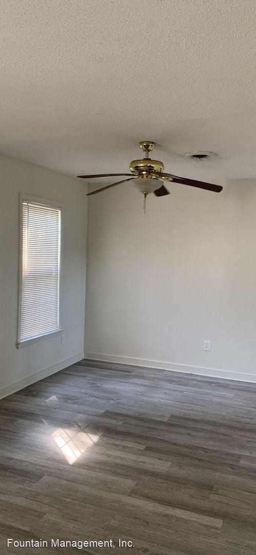 Foto del edificio - 2 br, 2.5 bath House - 103 Persimmon Court