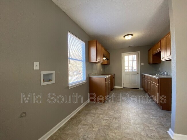 Foto del edificio - 4460 Range Line Rd