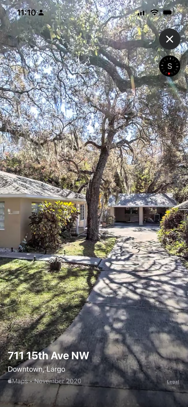 Building Photo - 711 15th Ave NW