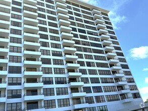 Building Photo - 600 Three Islands Boulevard