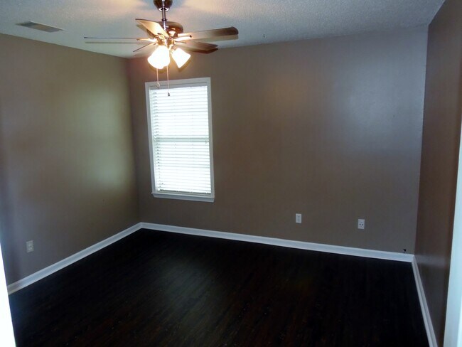 Foto del edificio - Call Tonia Rollins (501)626-9917