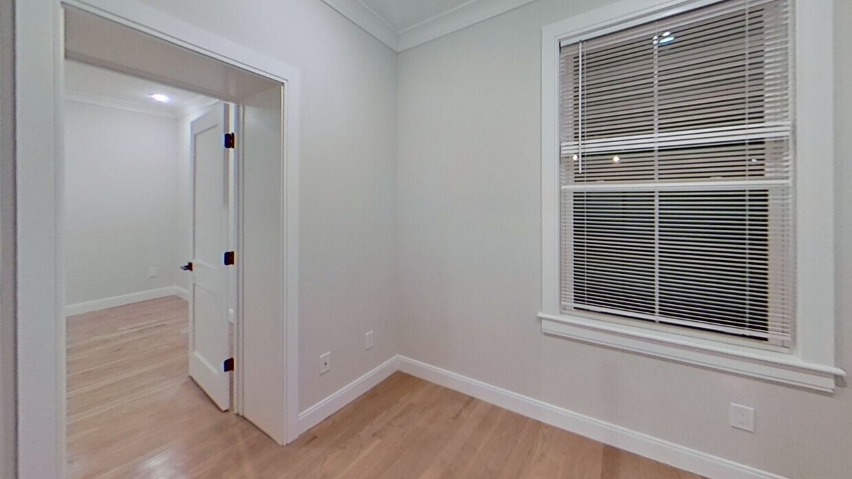 Foto principal - 47 Englewood Ave