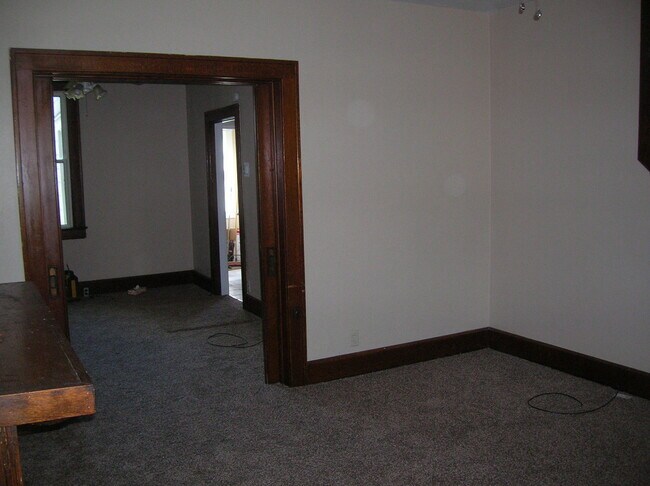 Foto del edificio - 611-611 N High St