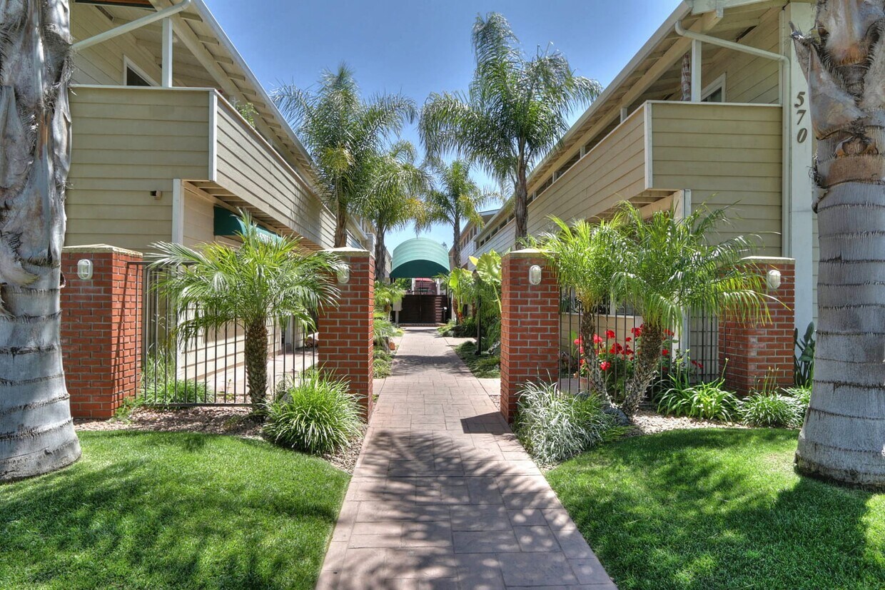 Foto principal - Tamarack Apartments