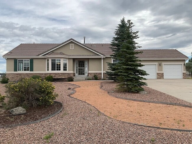 Photo - 1380 Bowstring Rd House