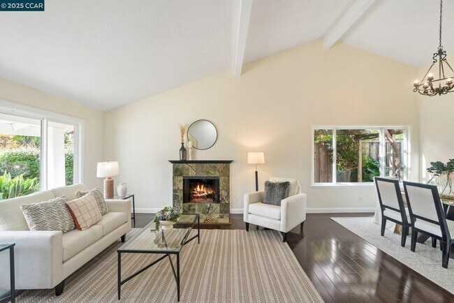 Building Photo - 4410 Sugarland Ct