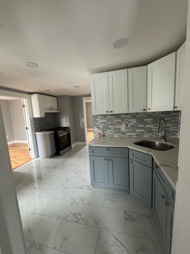 Foto del edificio - 478 Shelton Ave