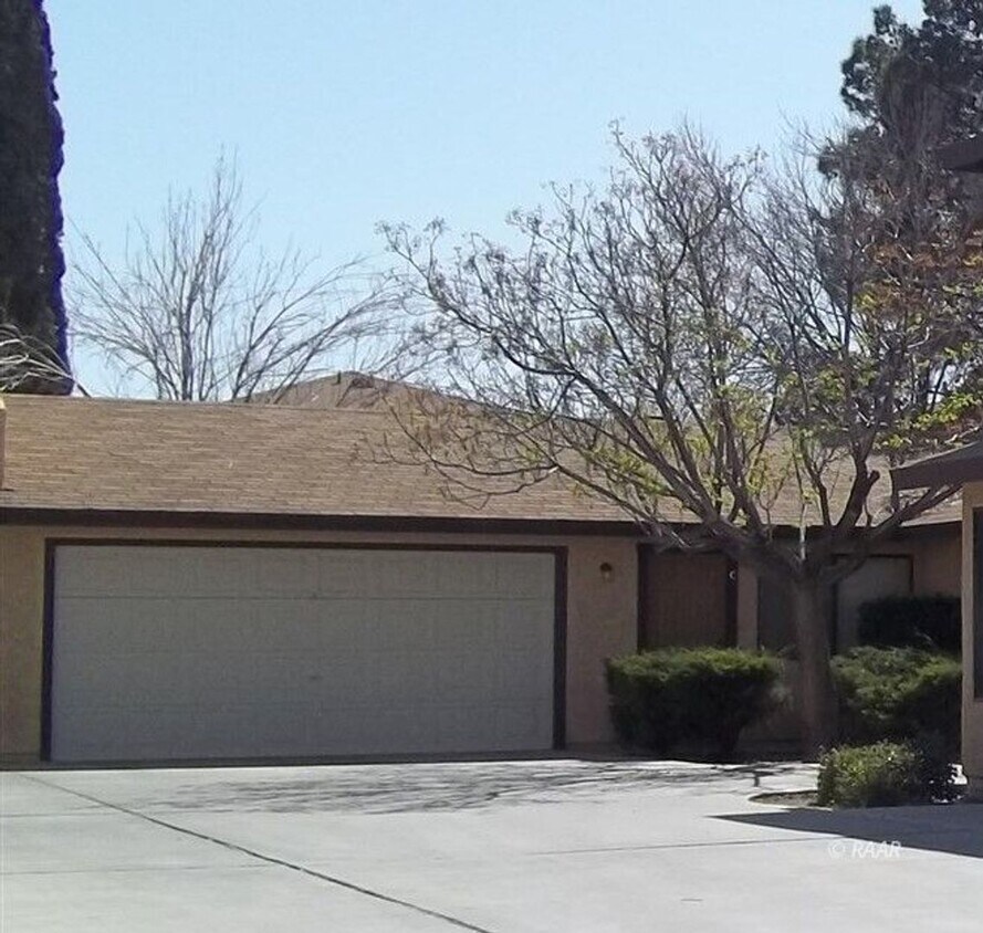 1005 W Alene Ave Unit Apt C, Ridgecrest, CA 93555 Room for Rent in