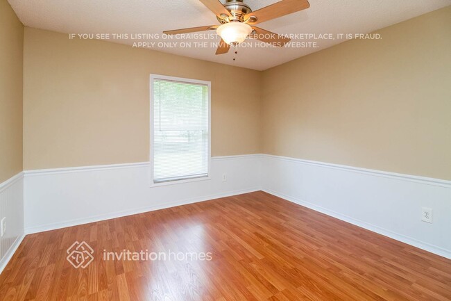 Building Photo - 1264 Mount Logan Dr