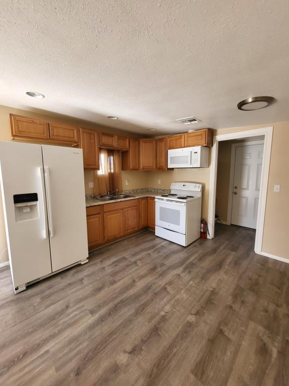 Building Photo - 3795 Lum Ave