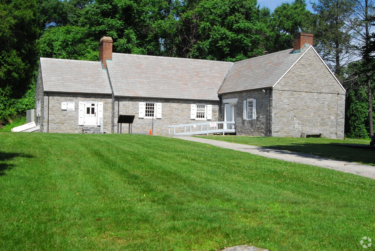 20 Battlefield Rd, Stony Point, NY 10980 Apartments in Stony Point