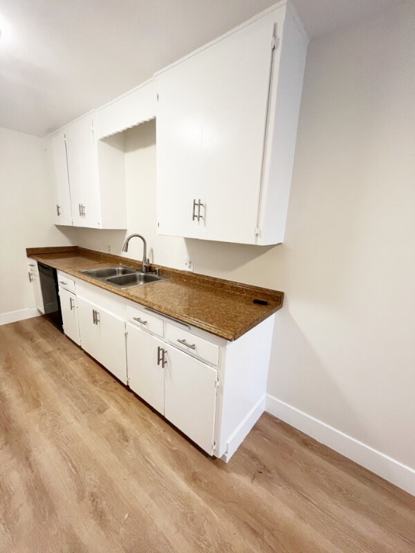 Foto del edificio - 917 W 19th St