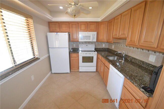Foto del edificio - 7530 Sunshine Skyway Ln S