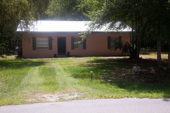Photo - 1671 School Street House