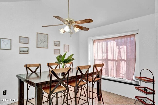 Building Photo - 1510 Hal Marcus Pl