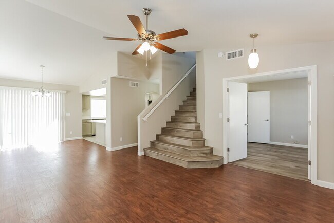 Foto del edificio - 7045 N 28th Ave