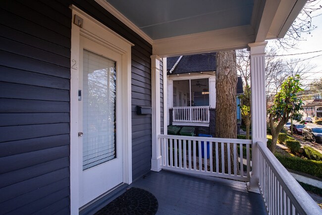 Foto del edificio - 789 Lake Ave NE