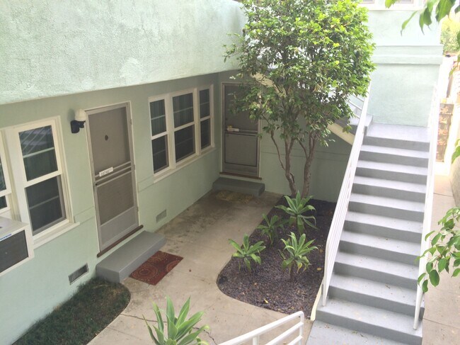 Foto del edificio - 10742 Camarillo St