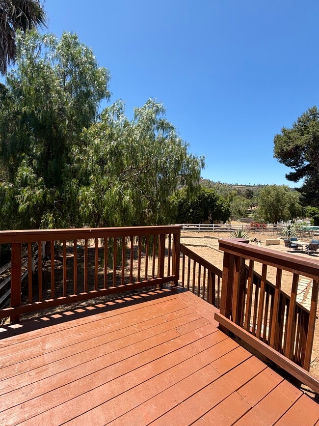 Building Photo - 6511 Camino Del Rey