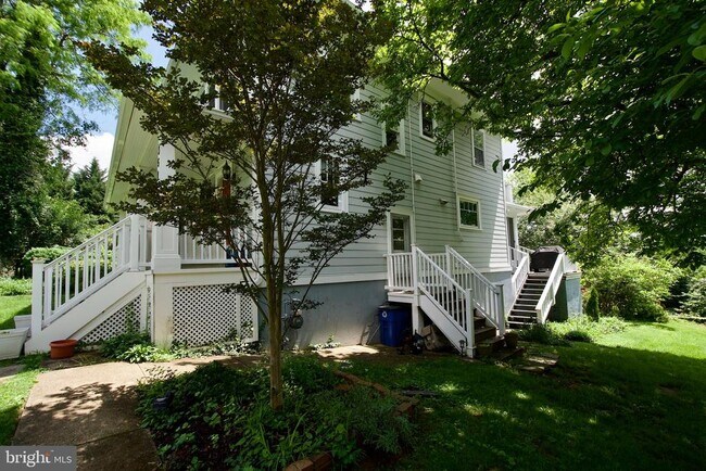 Building Photo - 350 Windover Ave NW