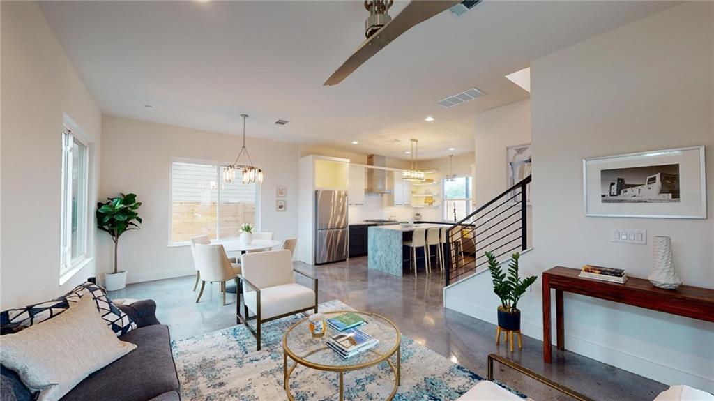 Foto principal - 6217 Clovis St