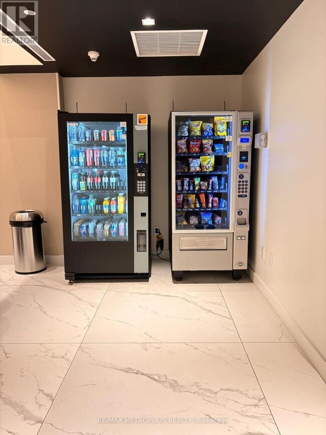 Photo du bâtiment - 11 Brunel Ct