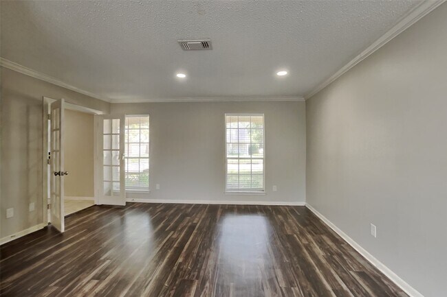 Foto del edificio - 13330 Bridgewalk Ln