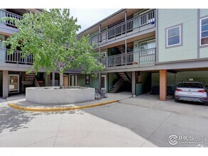Building Photo - 4990 Meredith Way