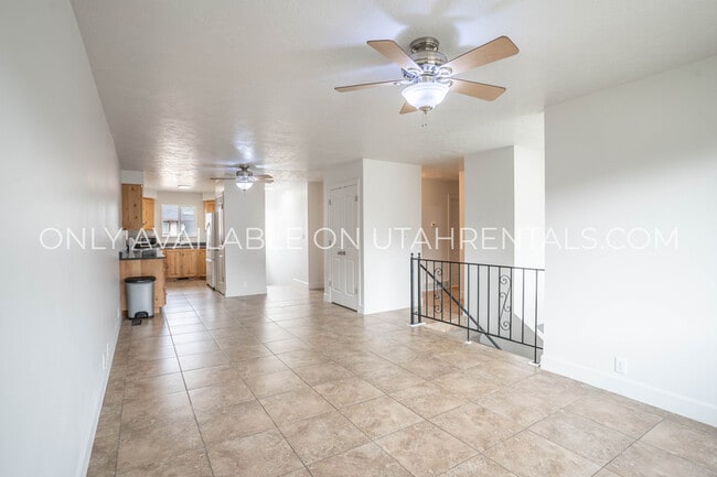 Foto del edificio - 338 Cedarwood Dr