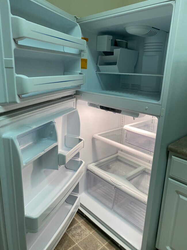 Foto del edificio - 2050 Crossgates Blvd