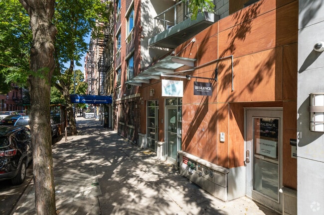 Building Photo - 62 E 1st St
