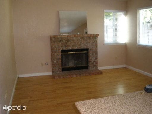 Building Photo - 321 Regency Cir