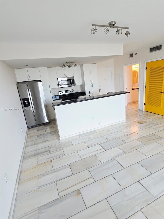 Foto del edificio - 1401 SW 22nd St