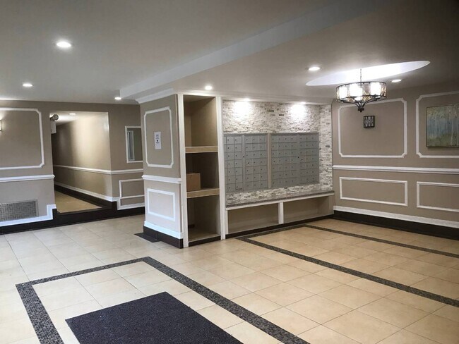 Foto del edificio - 1730 E 14th St