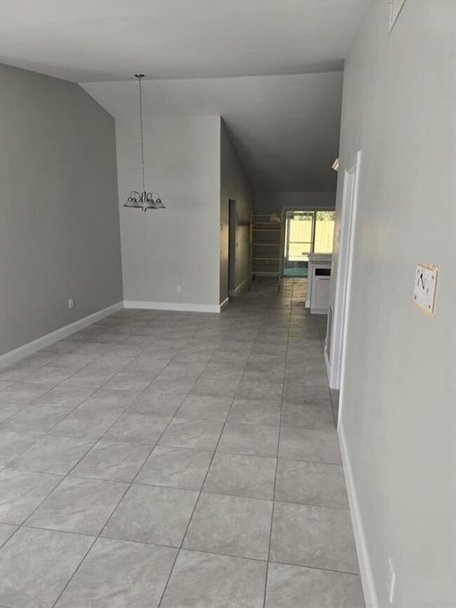 Building Photo - 7919 Burlwood Ln