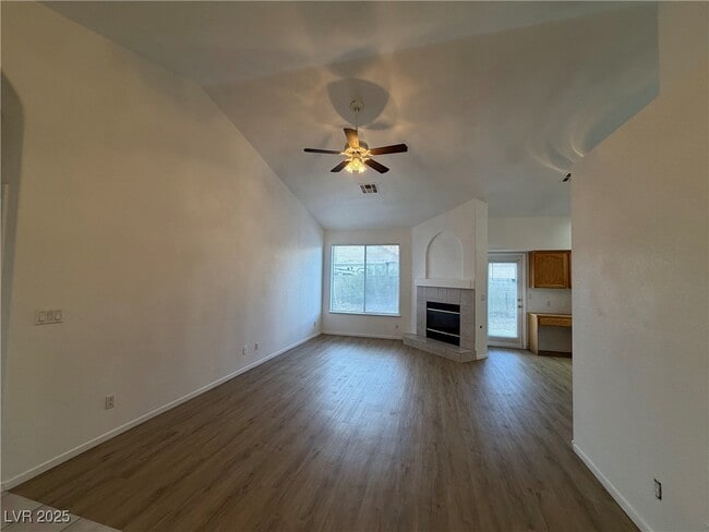 Foto del edificio - 4616 Imperial Beach Ave