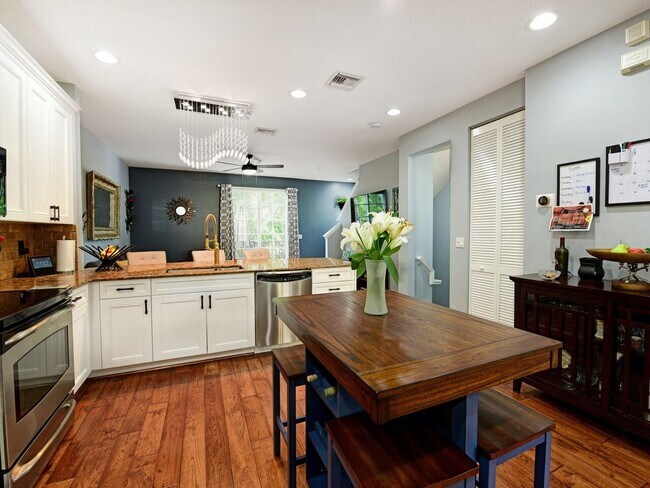 Foto del edificio - 124 E Indian Crossing Cir