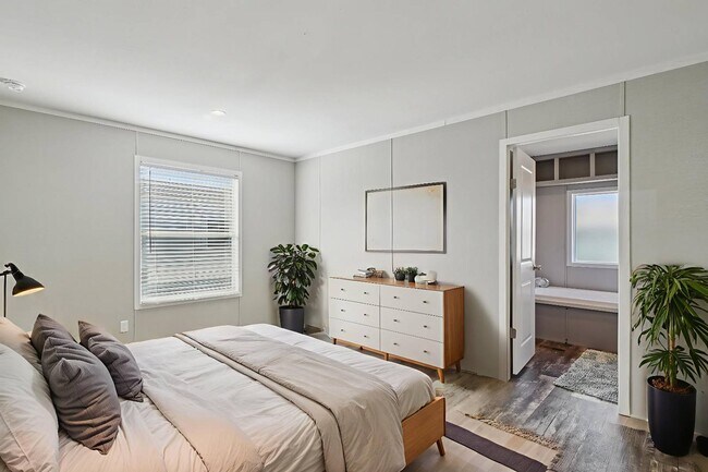 Building Photo - 1607 American Dr