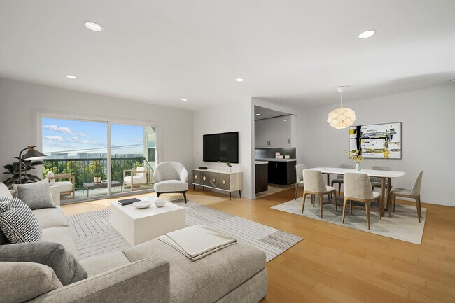 Foto del edificio - 8550 Holloway Dr
