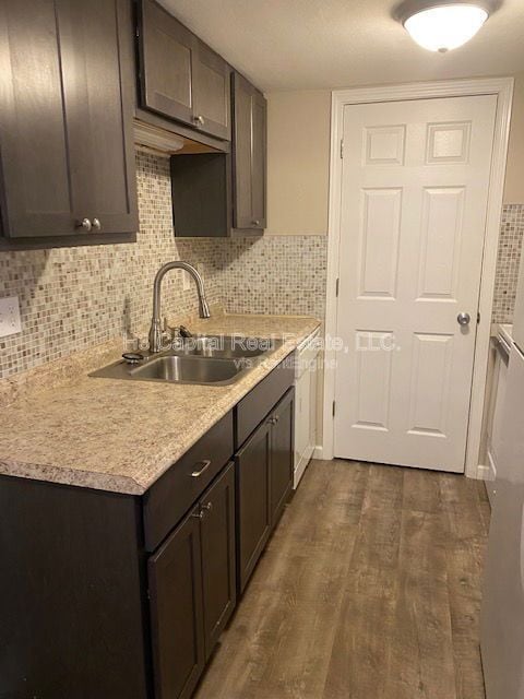 Foto del edificio - 31 Rosehaven Dr